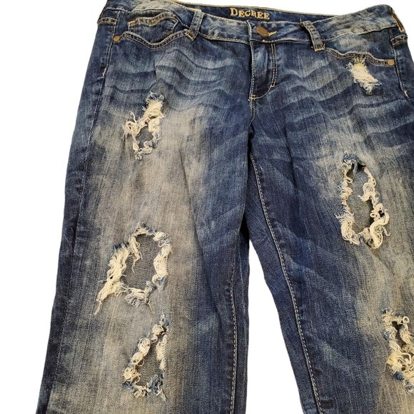 Decree Junior’s Distressed Holes Jeans Super Skinny Stone Washed Stretchy SZ 13 - Picture 3 of 11